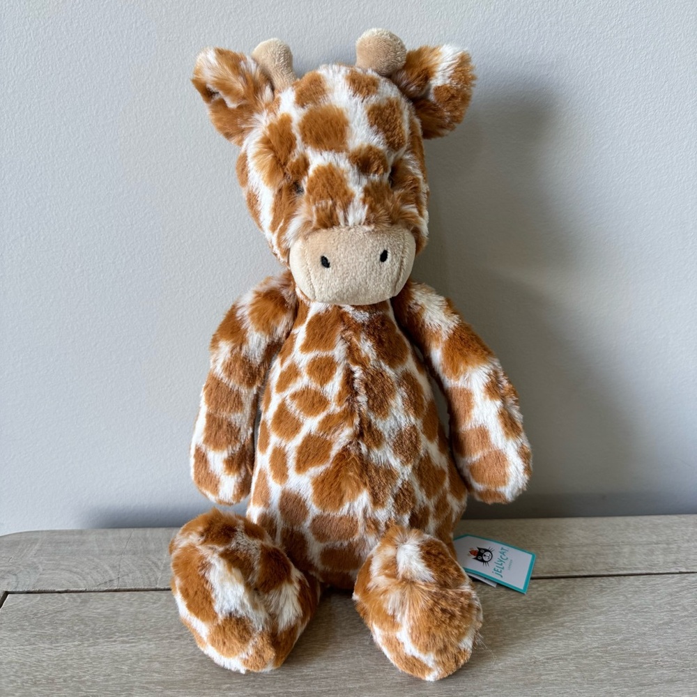 Jellycat Bashful Giraffe NWT!